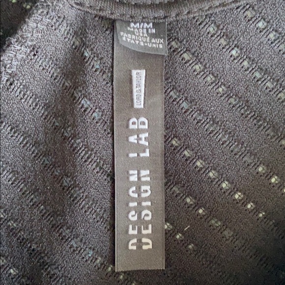 π±2/$30 NWOT Design Lab Lord & Taylor Peplum Top - Picture 4 of 5